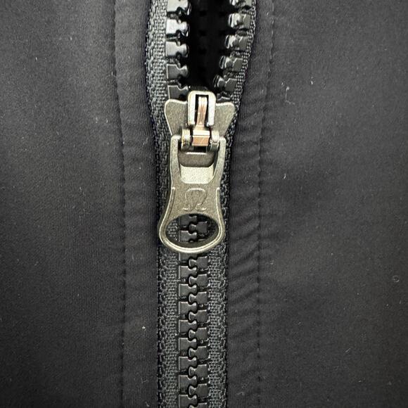 Lululemon Womens Var-City Bomber Active Jacket Size 6 Workout Athleisure Black - Picture 5 of 7